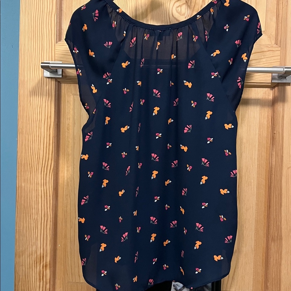 LOFT Sheer Navy Blouse with Orange and Pink Patterns Capped Sleeves Sz L - Picture 6 of 6